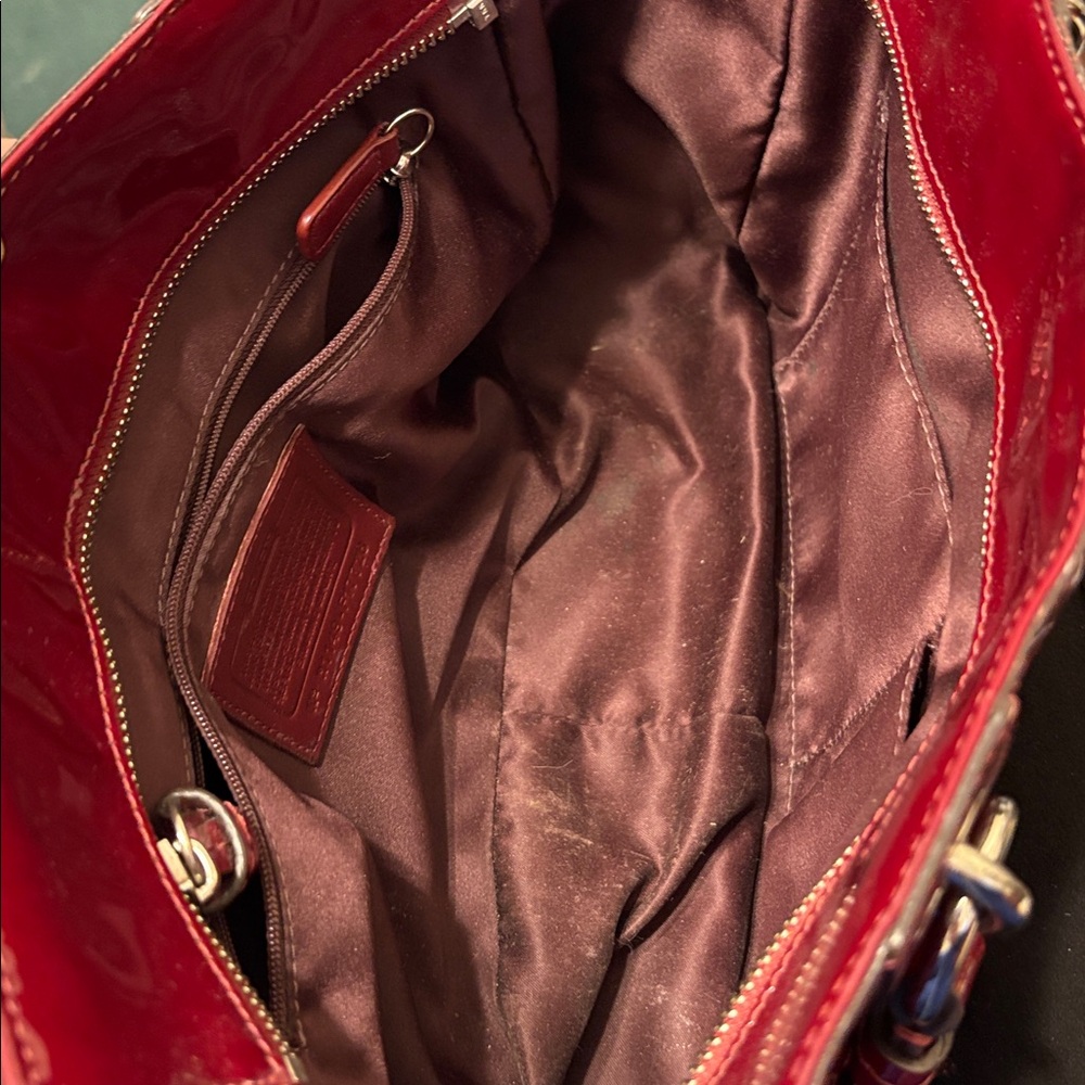Coach Gallery red patent leather Bag - Picture 5 of 5